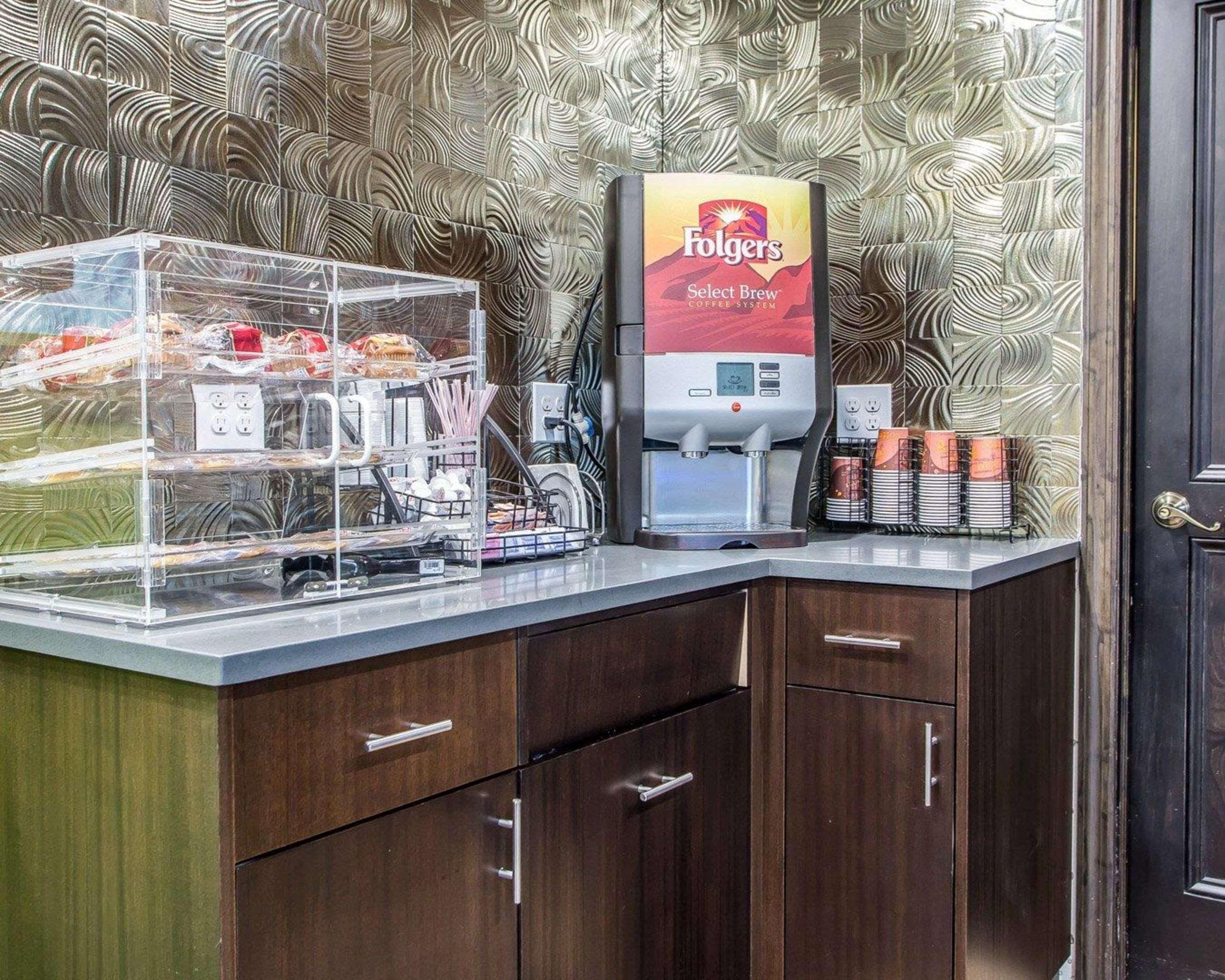 Rodeway Inn Belleville Dış mekan fotoğraf