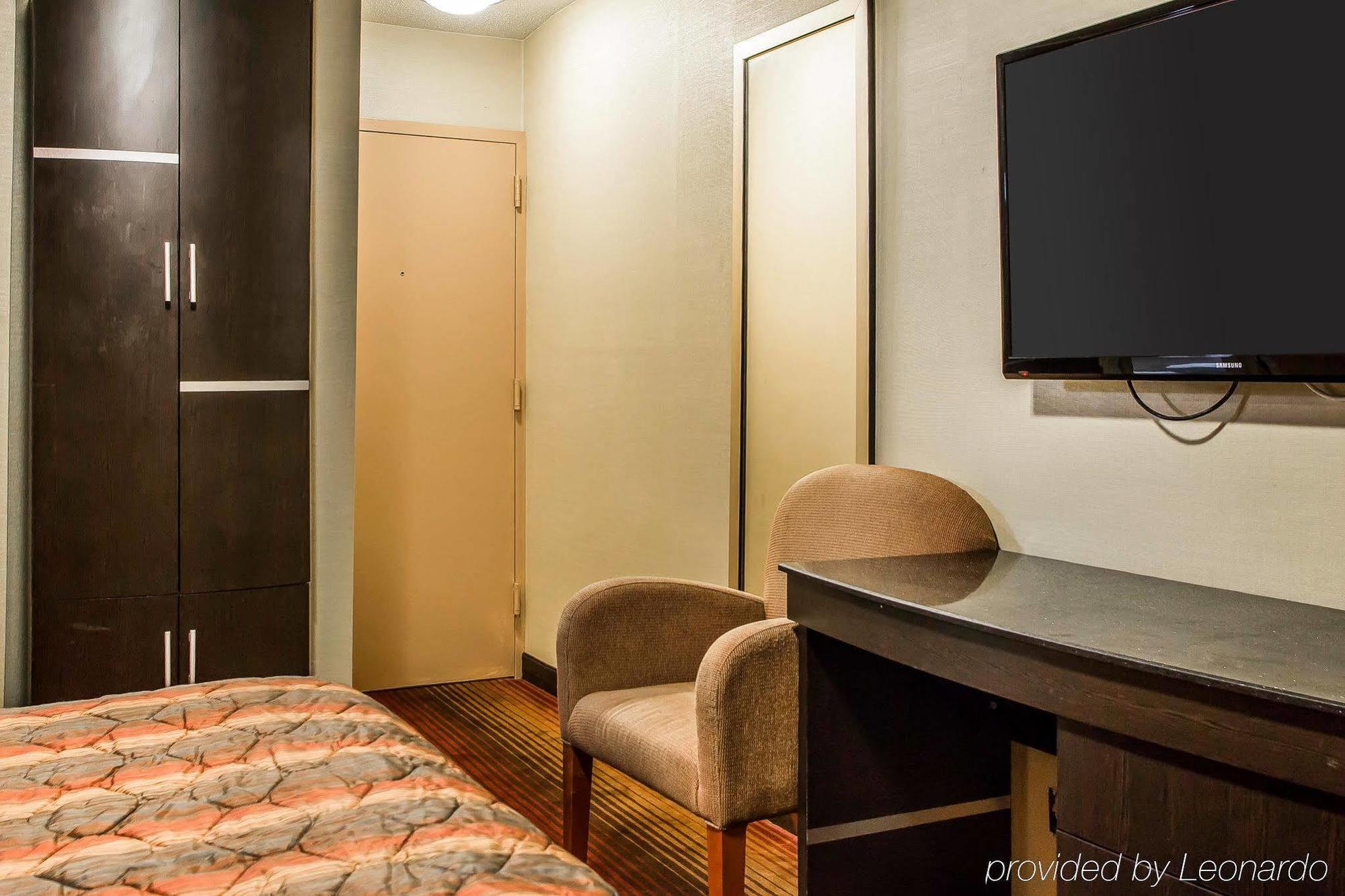 Rodeway Inn Belleville Dış mekan fotoğraf