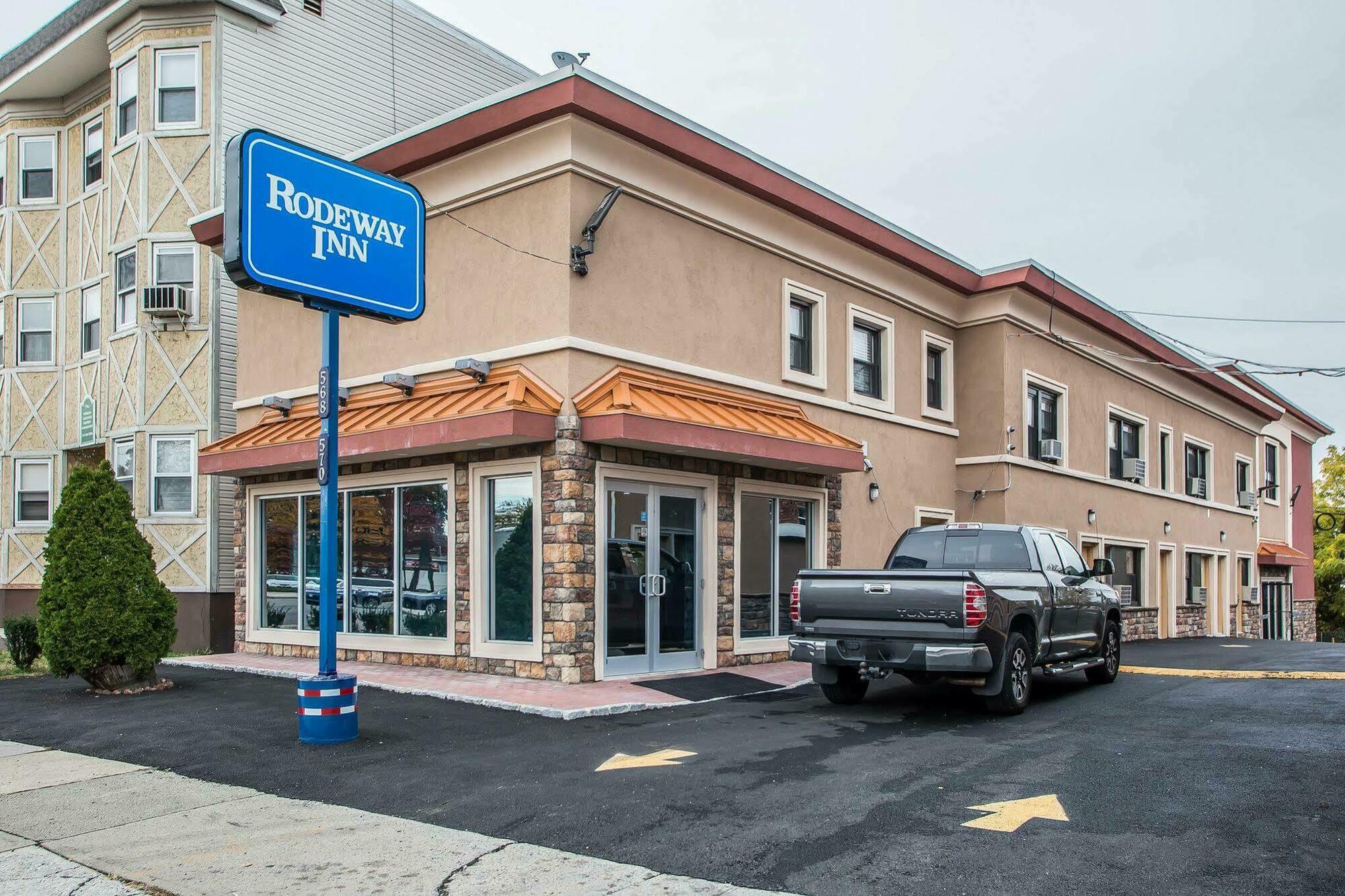 Rodeway Inn Belleville Dış mekan fotoğraf